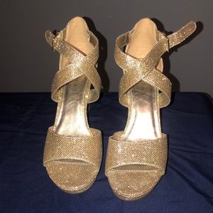 Women “Glitter” heel